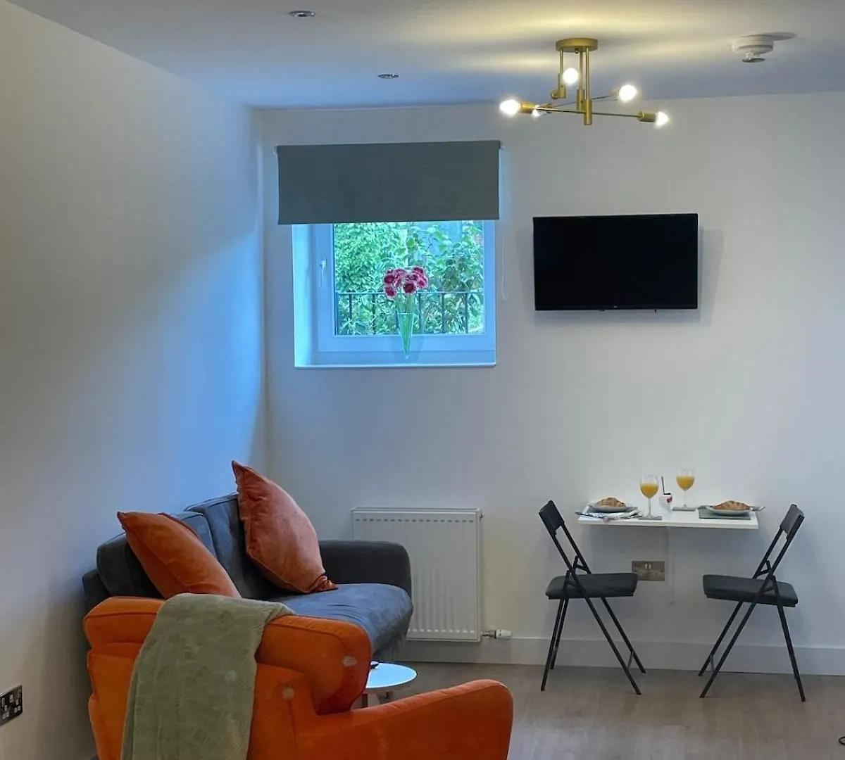 Appartamento Modern Studio Apartment, Access To Holyrood & City Edimburgo Regno Unito